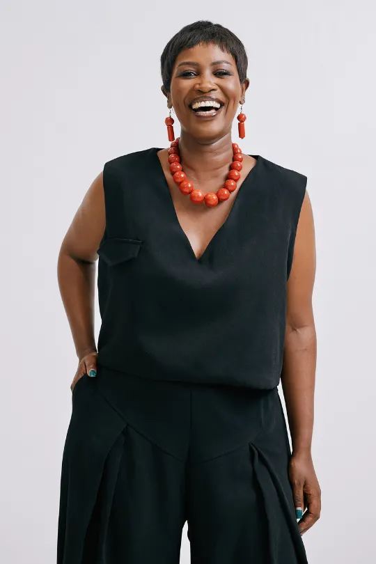 TOPAZ Crop Top - Black